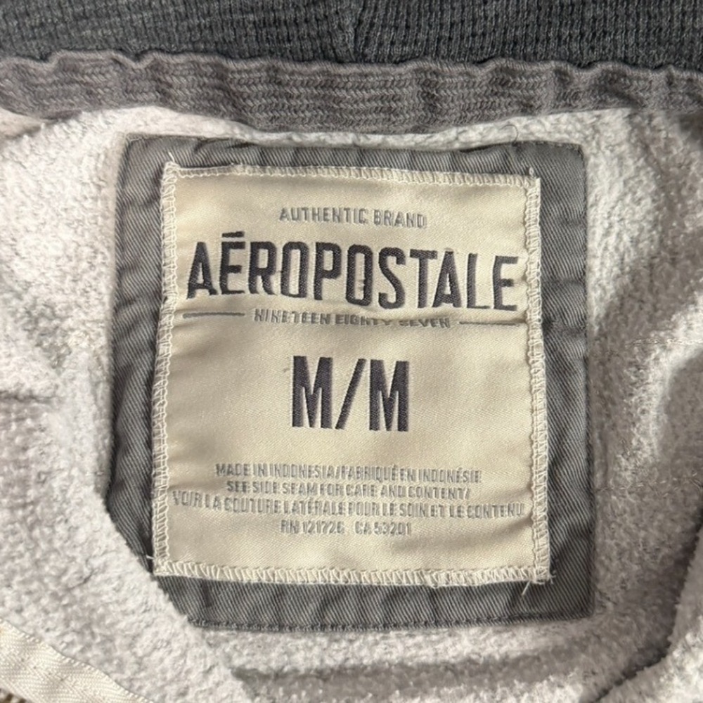 Aeropostale Mens Gray Full Zip Hoodie Aero 3 Applique Fleece Sweatshirt Medium - Picture 3 of 5